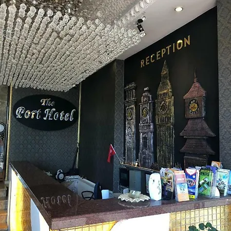 Hotel The Port 3*